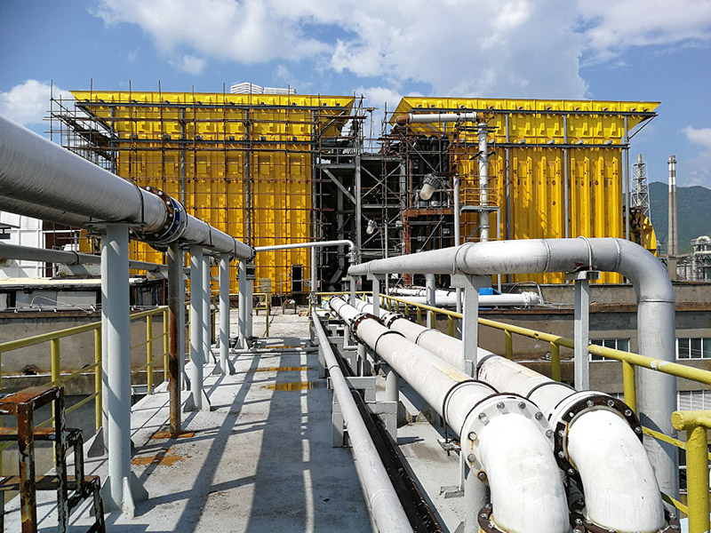 丹霞冶煉電解車間鋼結(jié)構(gòu)防腐工程